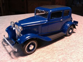 1/25 Scale Adult Built 1932 Ford Victoria.