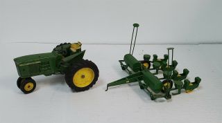 H219 Vintage Ertl Diecast John Deere 495 4 Row Planter 1/16 Scale,  Tractor