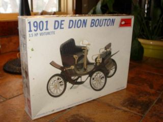 1901 De Dion Bouton 1/16th Scale By Minicraft,  No.  1521 - Model Kit
