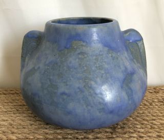 Vintage 1930s Brush Mccoy Art Pottery Blue Mottled Vellum Fawn Vase Ear Handles