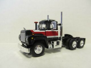 1st Gear 1/64 Scale R Model Mack Day Cab Black,  Red & White Same Scale As Dcp