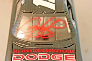 2002 Jeremy Mayfield Dodge Dealers Test Car 1/24 Action Diecast Autographed 2