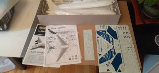 Revell 1/144 Scale Airbus A380 - 800 House Colours Scheme / Complete - Please Read