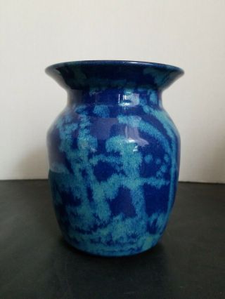 Vintage Mid - Century Style Art Studio Pottery Vase Signed By Artist 6.  5 " Tall