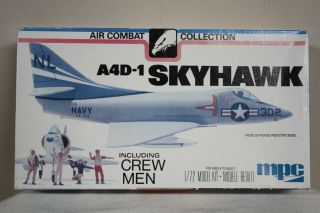Mpc Douglas A4d - 1 Skyhawk Crew Model Kit 1/72 Military Jet Navy Plane Airplane