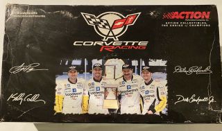 Dale Earnhardt Jr Andy Pilgrim Kelly Collins 3 2001 C5 - R Corvette 1:18 Raced