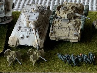 1/144 CAN.  DO Giant Mortars Karl and Loki w/Dragon Tiger Tanks Stamps And Photo 3
