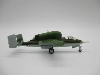 F - Toys 1/144 Luftwaffe Jet fighter Heinkel He 162 Volksjager 3