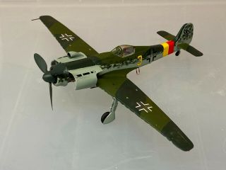 Focke Wulf Ta.  152,  1/72 scale,  built & finished for display,  good. 2